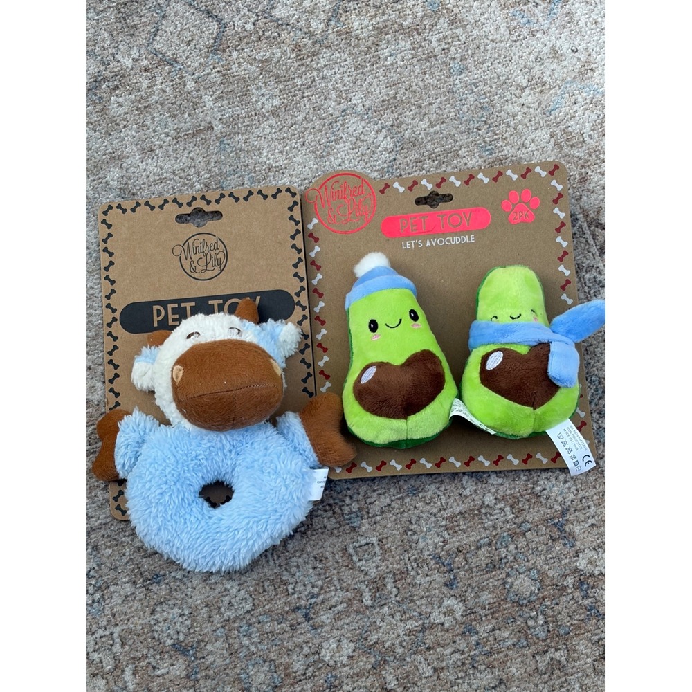 Winifred & Lily Pet Toy Bundle Cow Ring and Avocado 2PK Plush Squeak Toys NEW